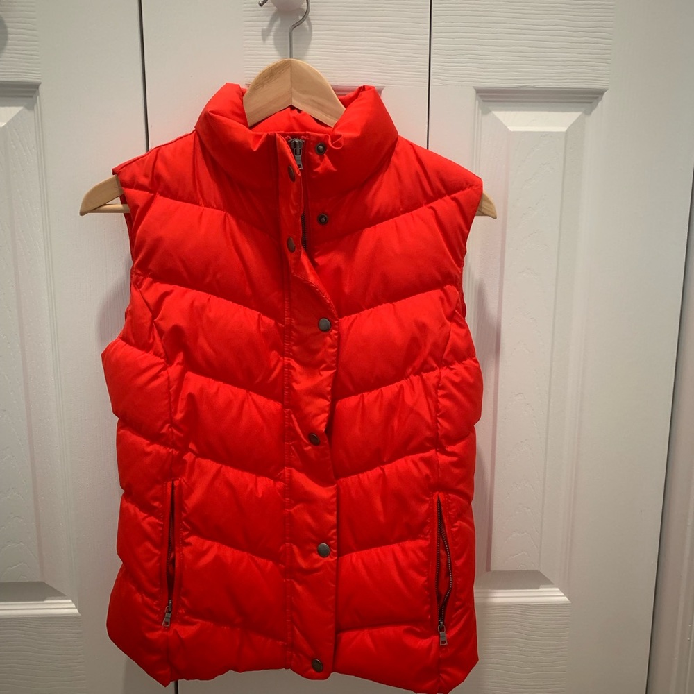 Women’s Gap puffer vest
